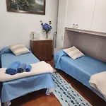 La Casetta Di Laura Intera Casa Indipendente A Chi Piace Il Silenzio Vista 5 Chilometri Da Varenna Tatil Evi *