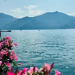 Tatil Evi La Casetta Di Laura Intera Casa Indipendente A Chi Piace Il Silenzio Vista 5 Chilometri Da Varenna Lierna