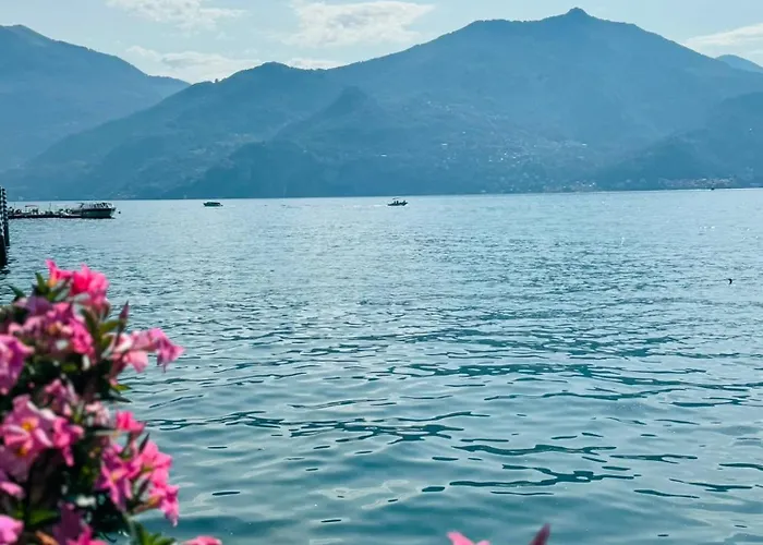 Сasa de vacaciones La Casetta Di Laura Intera Casa Indipendente A Chi Piace Il Silenzio Vista 5 Chilometri Da Varenna Lierna