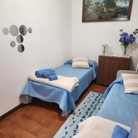 펜션 La Casetta Di Laura Intera Casa Indipendente A Chi Piace Il Silenzio Vista 5 Chilometri Da Varenna