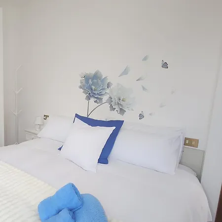 Casa de Férias La Casetta Di Laura Intera Casa Indipendente A Chi Piace Il Silenzio Vista 5 Chilometri Da Varenna Lierna