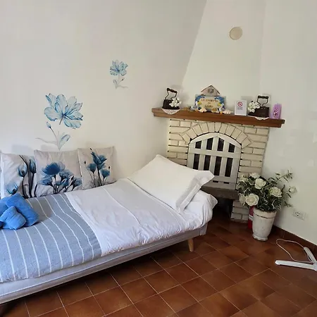 Feriehus La Casetta Di Laura Intera Casa Indipendente Vista Ideale Per Famiglie E Coppie A 5 Chilometri Da Varenna Lierna