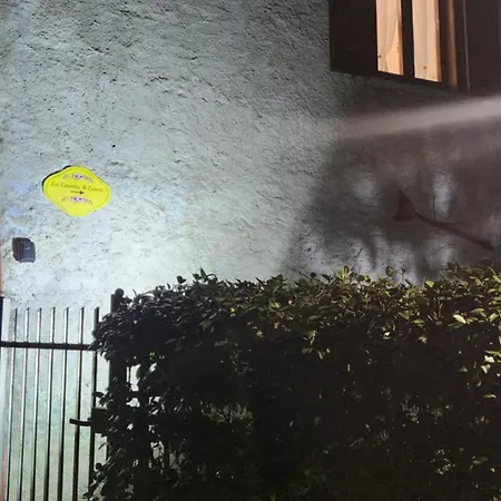 La Casetta Di Laura Intera Casa Indipendente A Chi Piace Il Silenzio Vista 5 Chilometri Da Varenna Prázdninový dům *