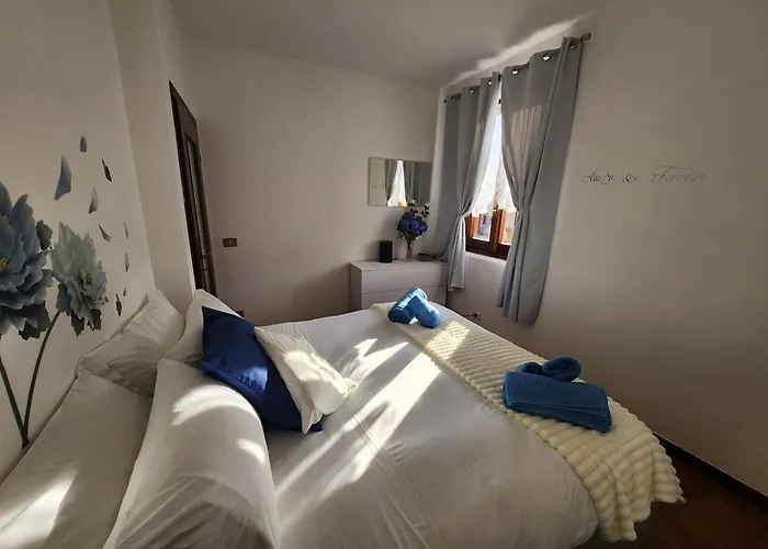 La Casetta Di Laura Intera Casa Indipendente A Chi Piace Il Silenzio Vista 5 Chilometri Da Varenna * Lierna